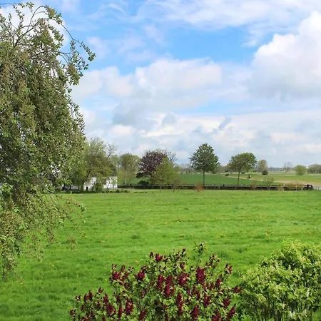 Apartment Beautiful In Wurster Nordseekueste *